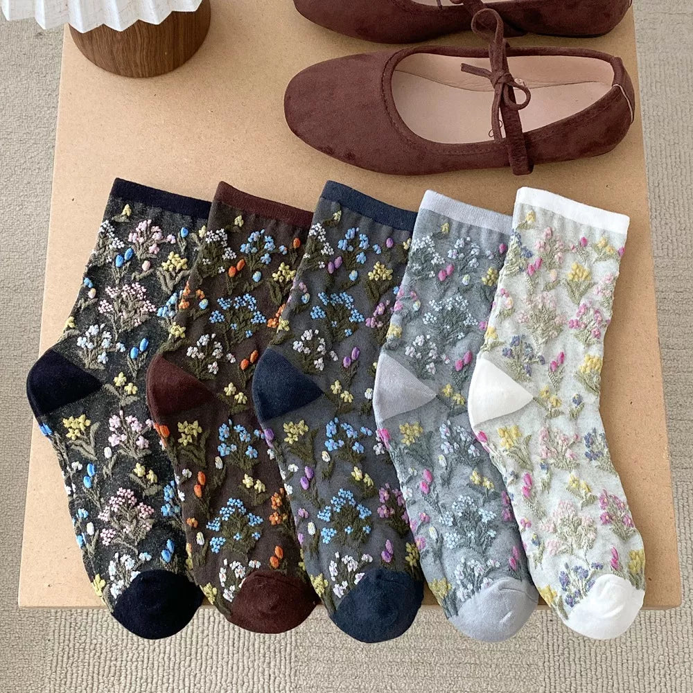 5 pair vintage floral embroidered crew socks – candy | dropsona - neutral - front view