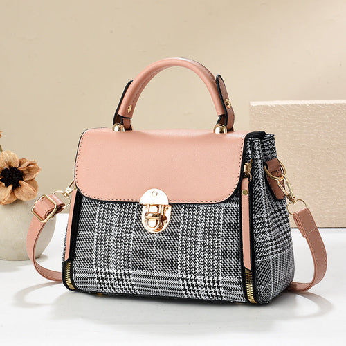 fashionable envelope style ladies bag - fashion should | dropsona - neutral - usage example