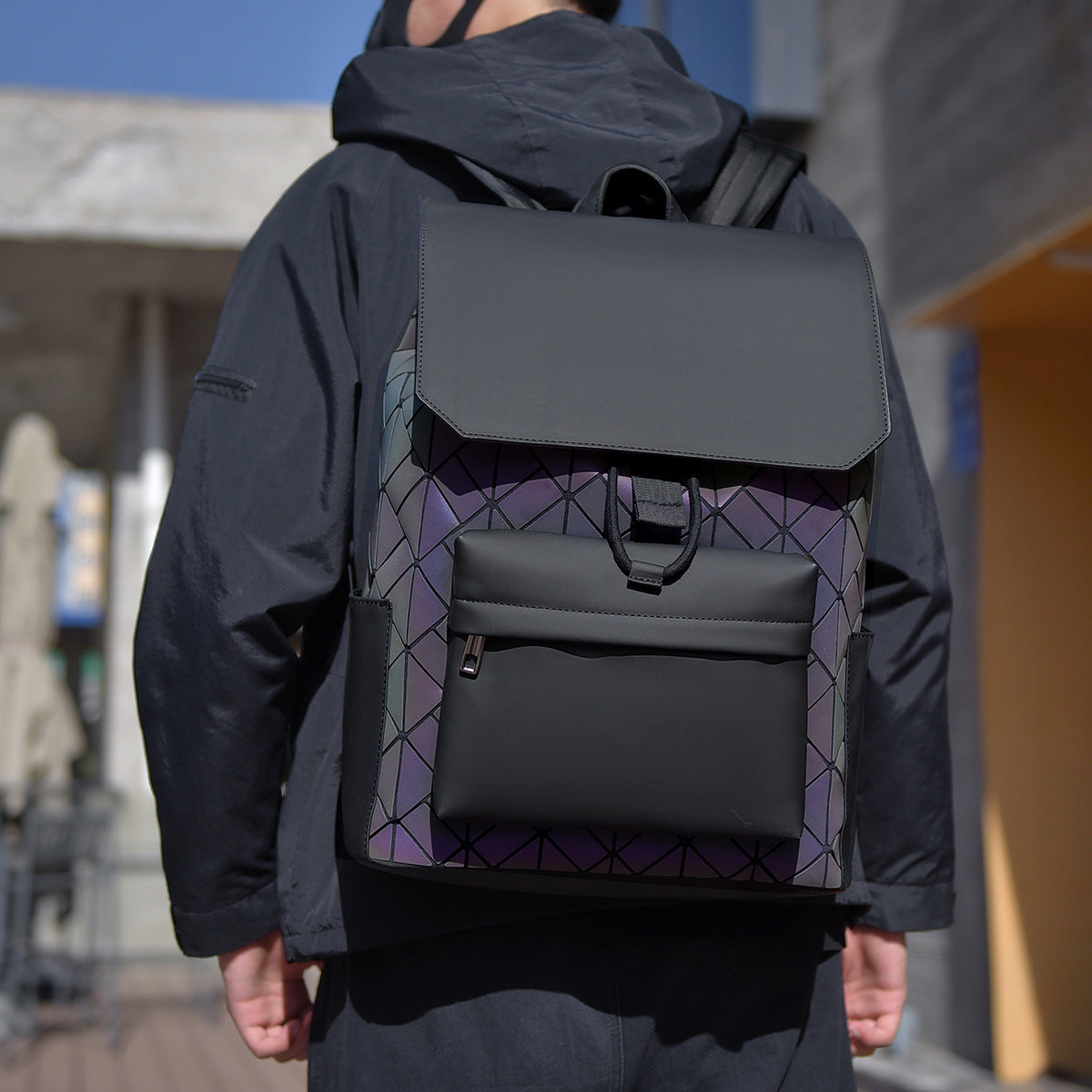 diamond pattern men's large capacity backpack – waterp | dropsona - neutral - close-up detail