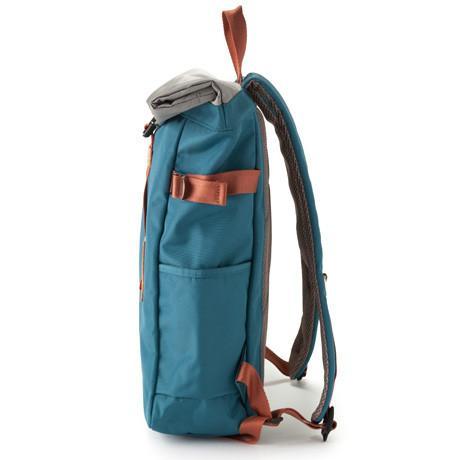 rolltop backpack 2.0 – plenty of storage and pockets t | dropsona - neutral - close-up detail