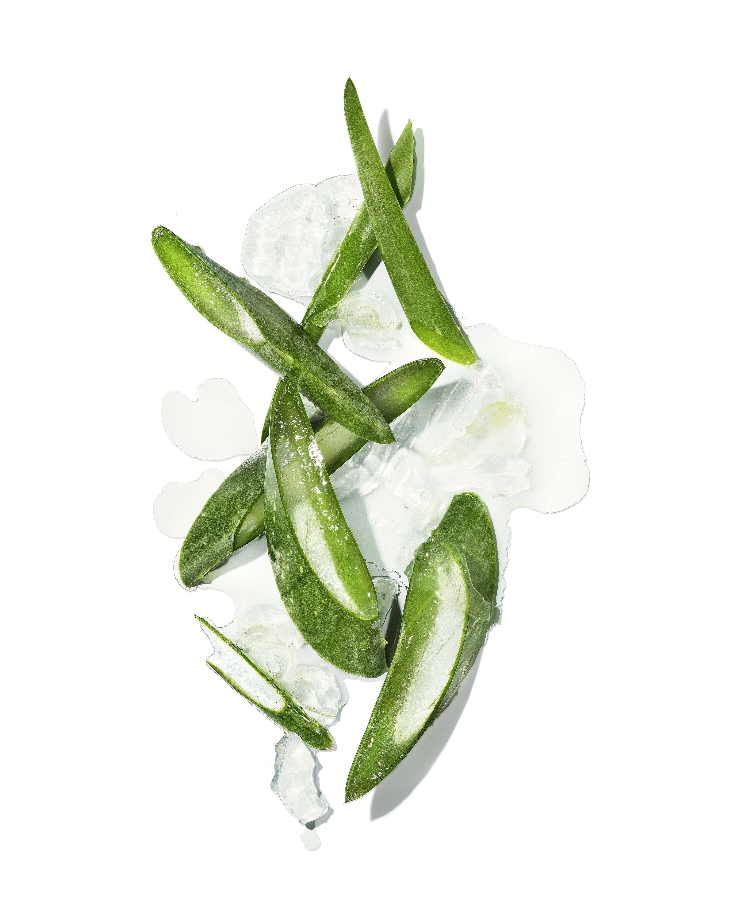 mekabu hydrating styling cream – impressively versatil | dropsona - neutral - close-up detail
