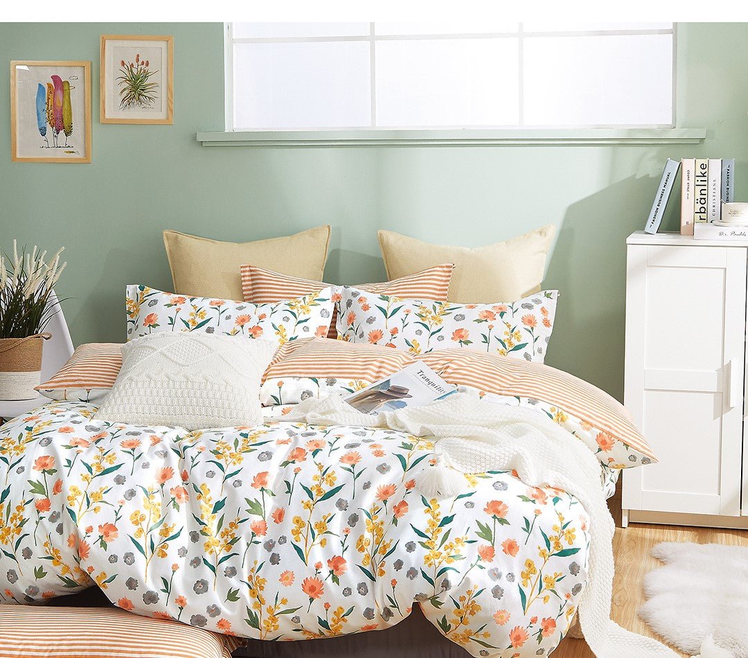 estella orange floral 100% cotton reversible comforter | dropsona - neutral - close-up detail