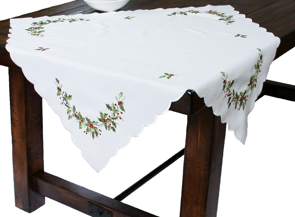 xd14790 mistletoe table topper 34x34 – description cle | dropsona - neutral - everyday use