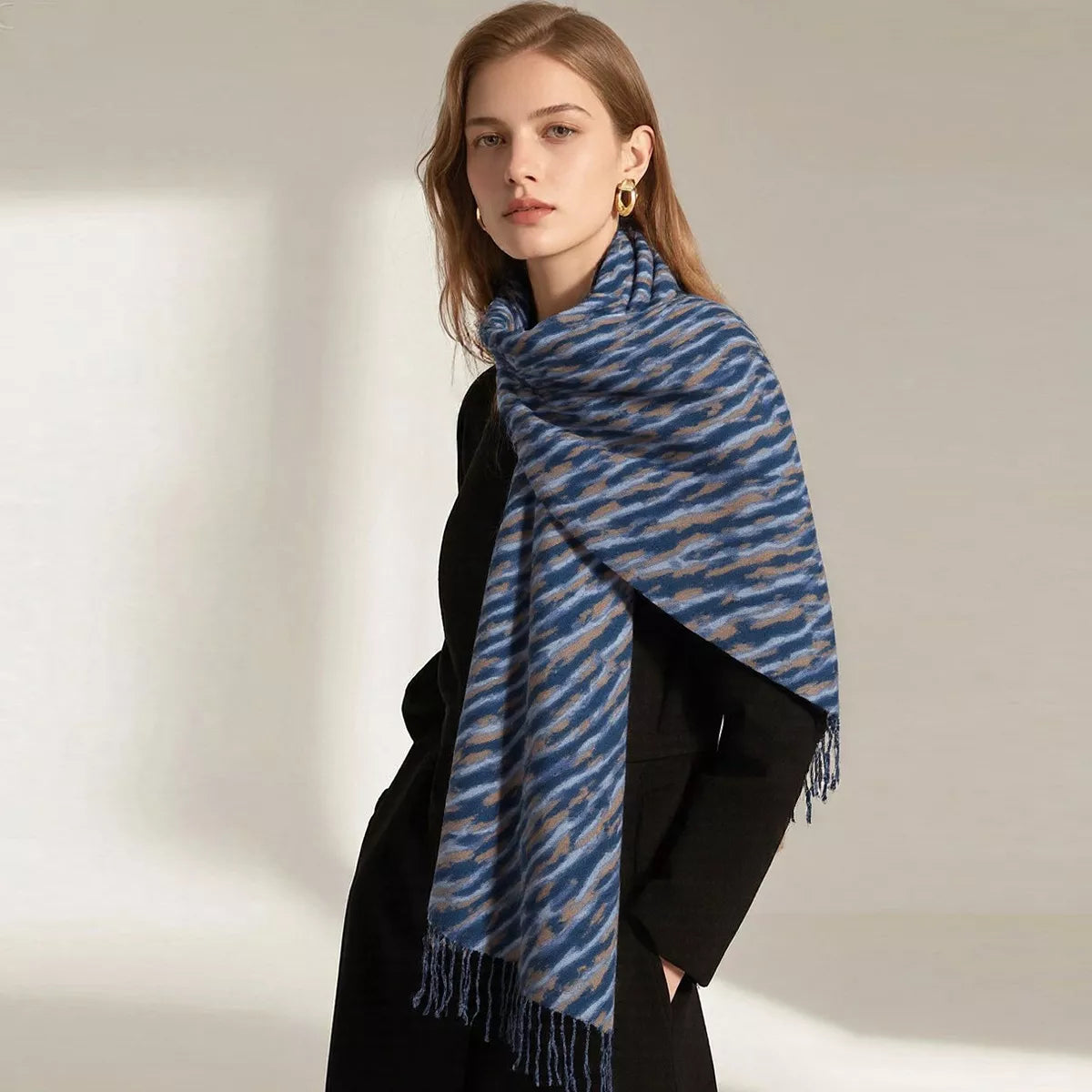 fringe printed scarf – filadelfia | dropsona polyester fiber - neutral - everyday use