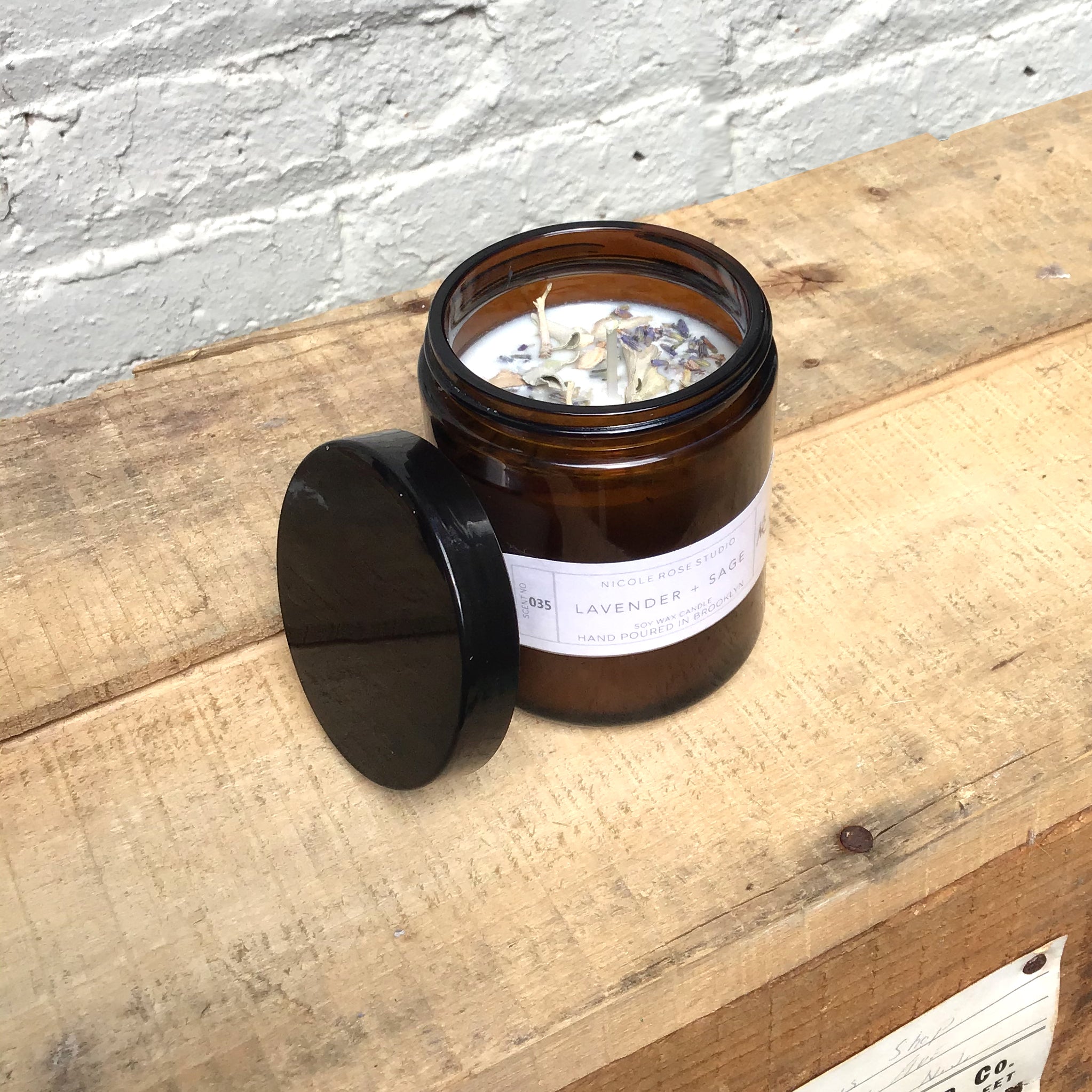 lavender + white sage aromatherapy scented soy wax can | dropsona - neutral - front view