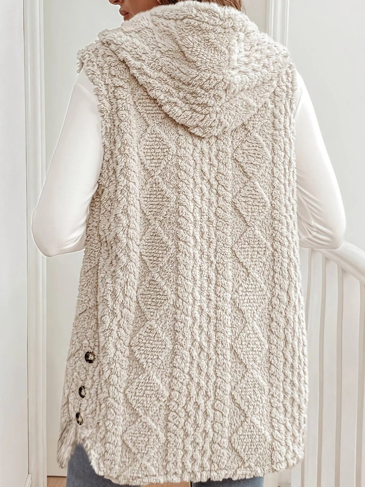 hooded sherpa vest coat – buttoned,thermal closure | dropsona - neutral - size reference