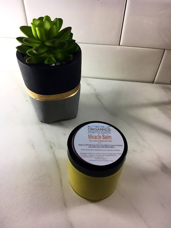 organic herbal pain balm for muscle and joint org | dropsona - neutral - close-up detail