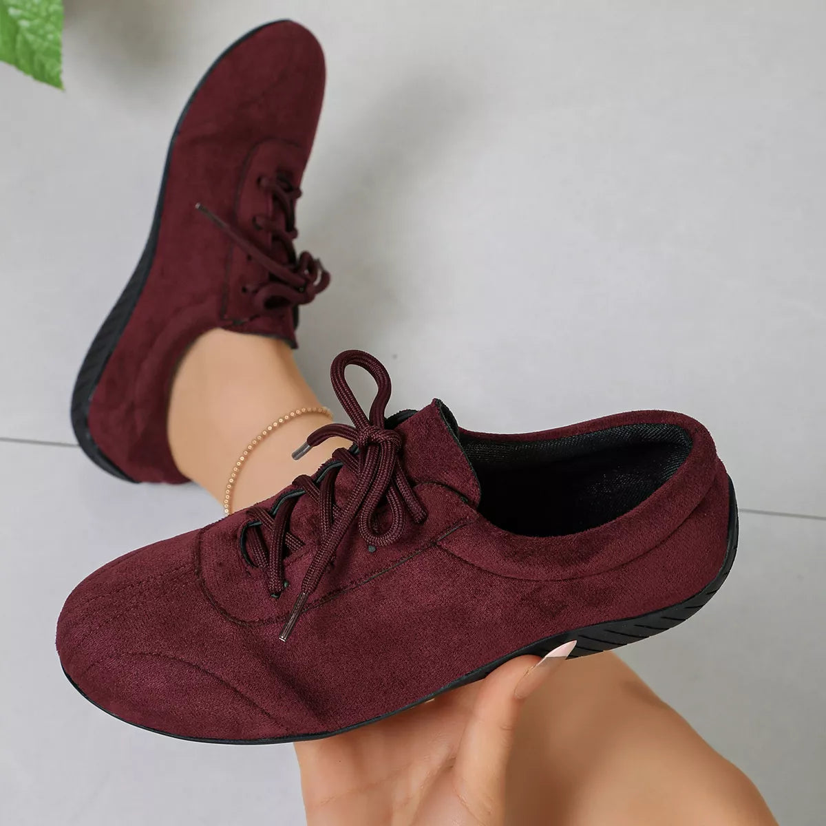round toe lace up sneakers – modern steps | dropsona - neutral - material texture