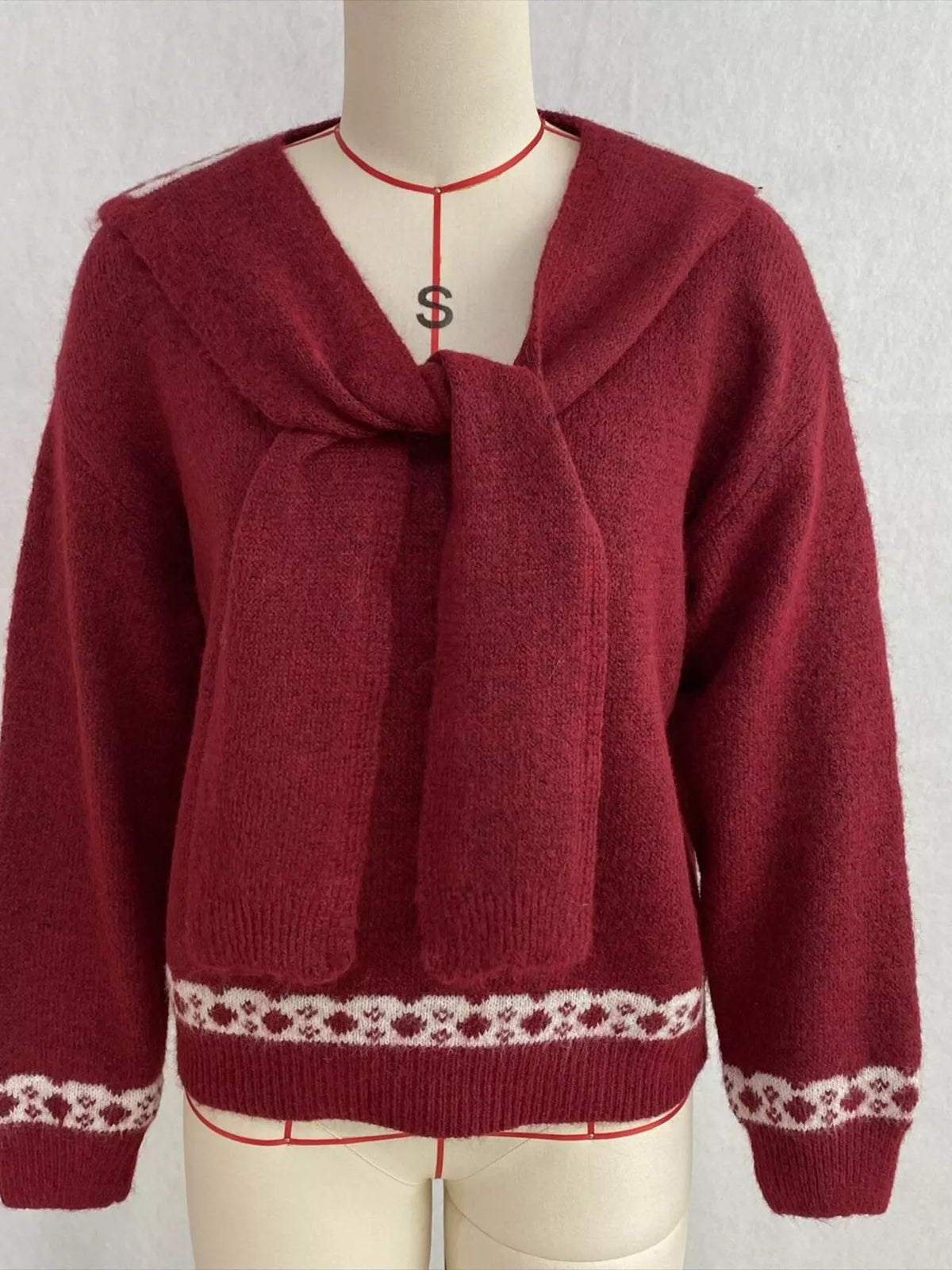 scarf detail dropped shoulder sweater – basic style | dropsona - neutral - close-up detail