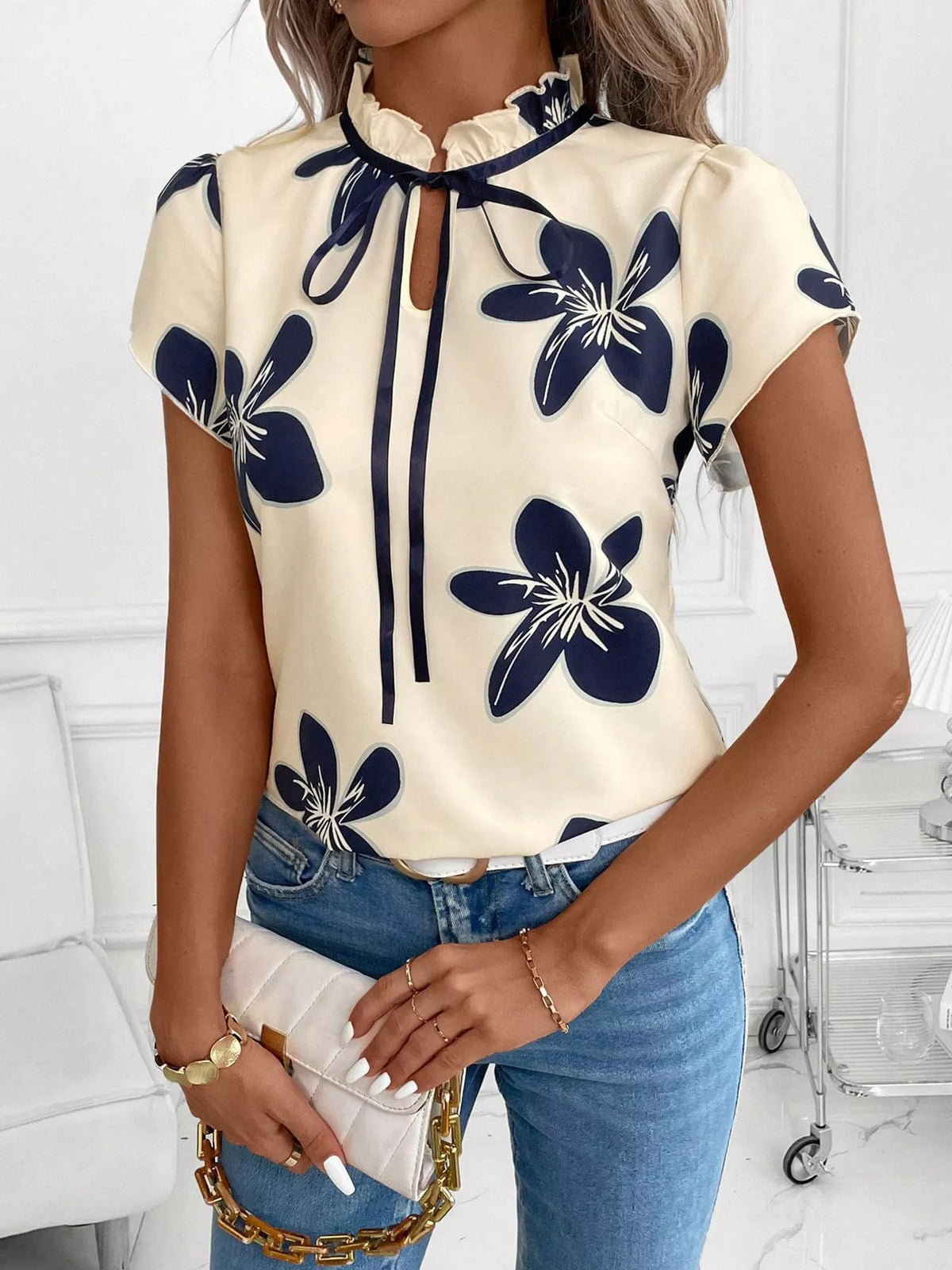 contrast trim ruffle sleeve tie-front blouse | dropsona - neutral - material texture