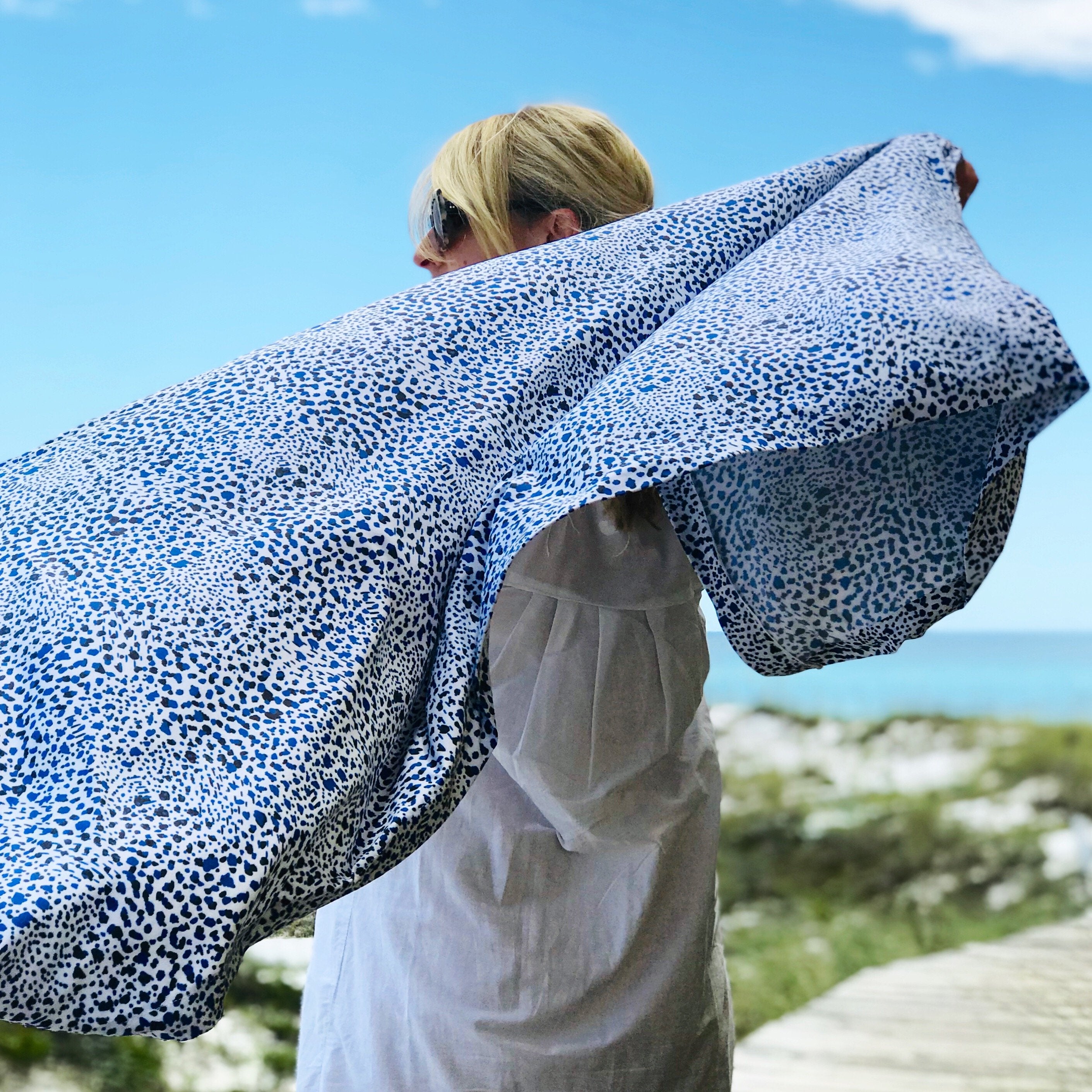 cheeky cheetah multi-way smart scarf – embrace your in | dropsona - neutral - close-up detail