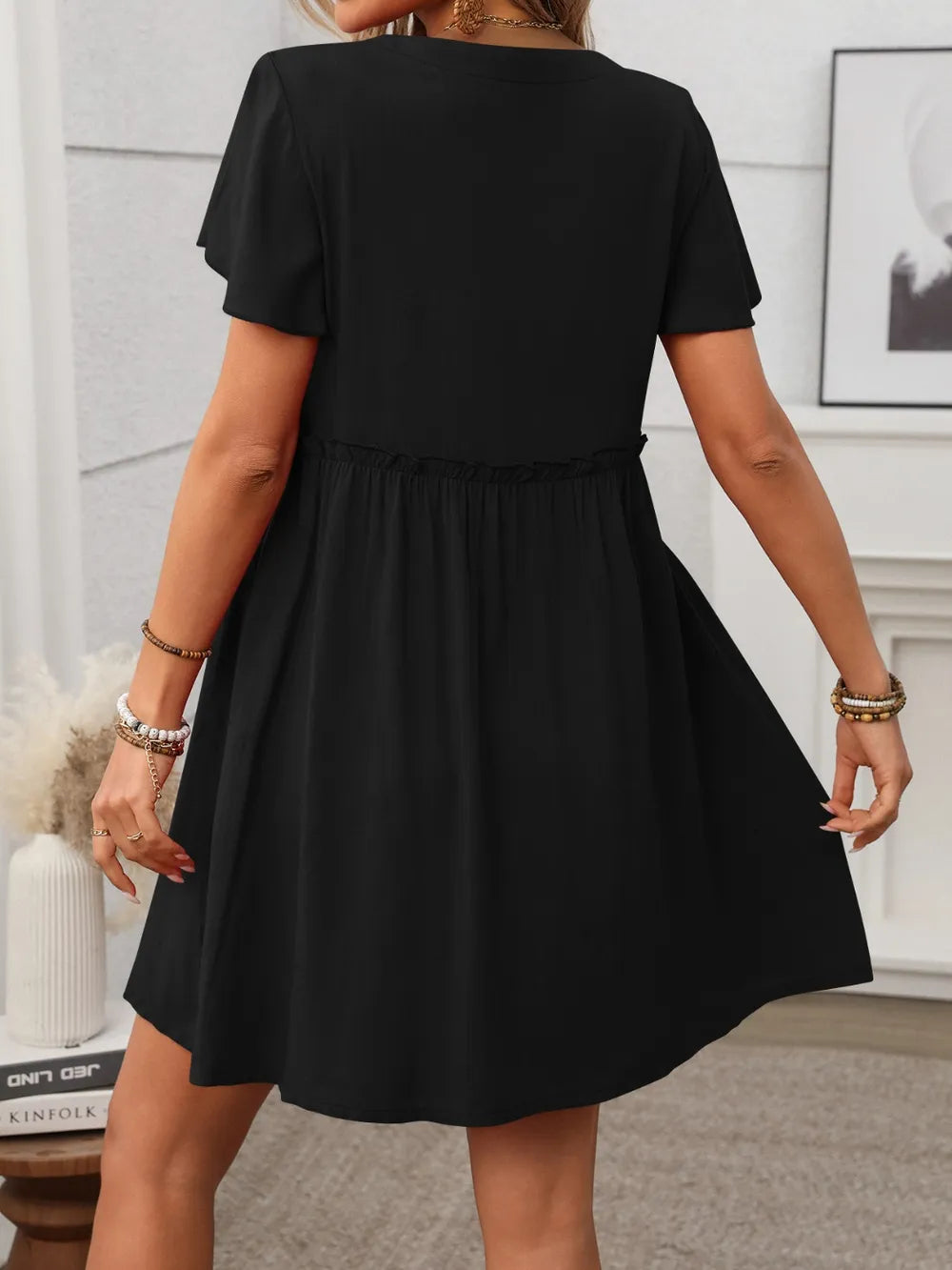 button front flutter sleeve dress - close-up detail