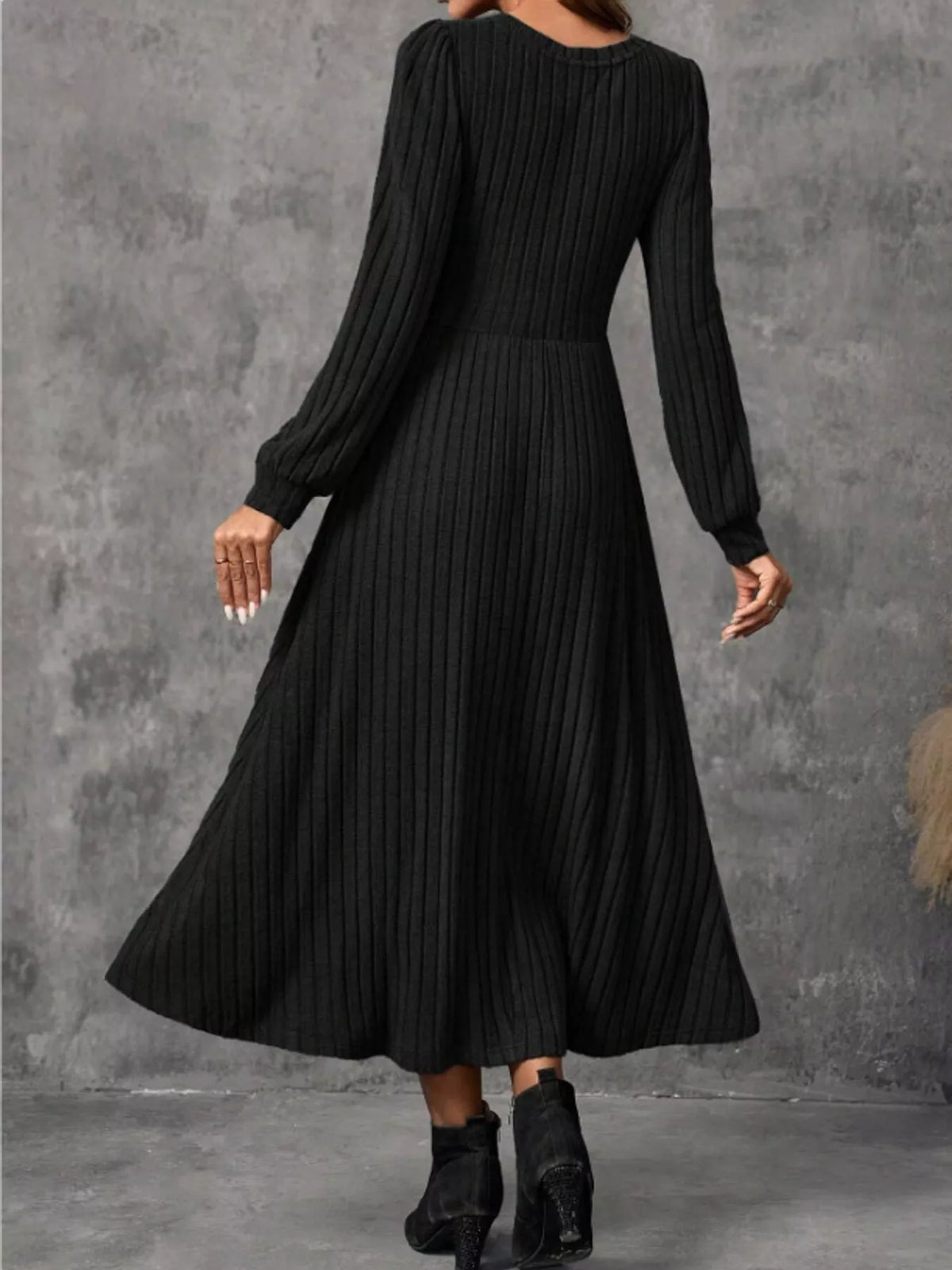 ribbed knit long sleeve a-line midi dress – | dropsona - neutral - size reference
