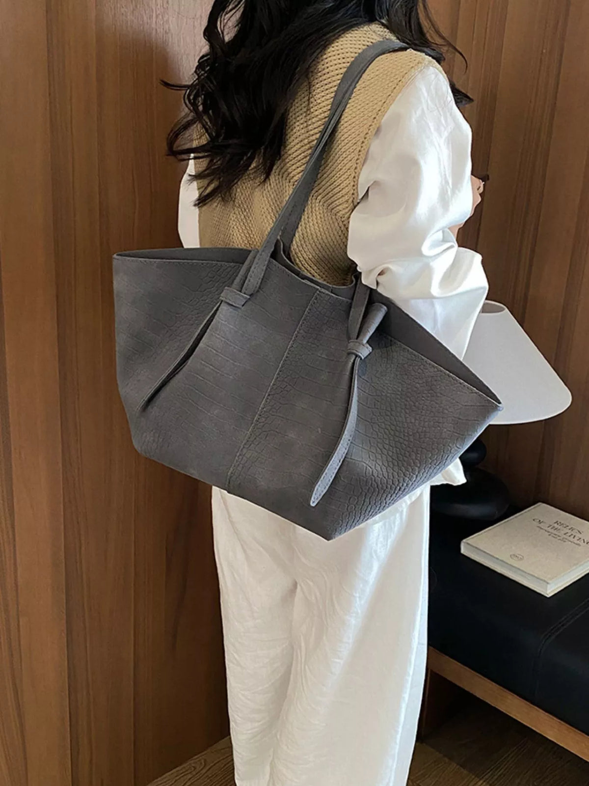 pu leather tote bag – stylish sling | dropsona - neutral - close-up detail