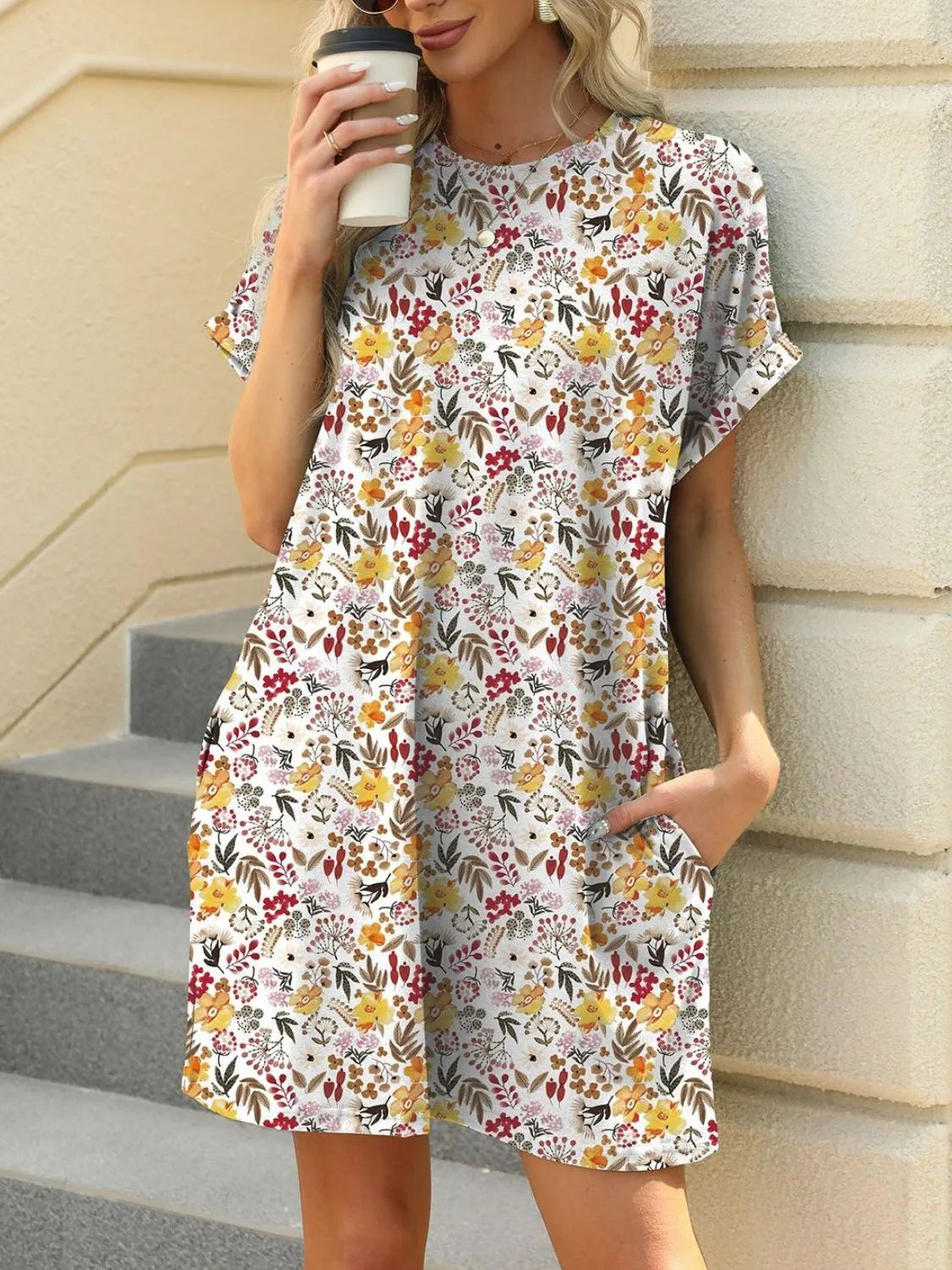 printed round neck short sleeve mini dress - close-up detail