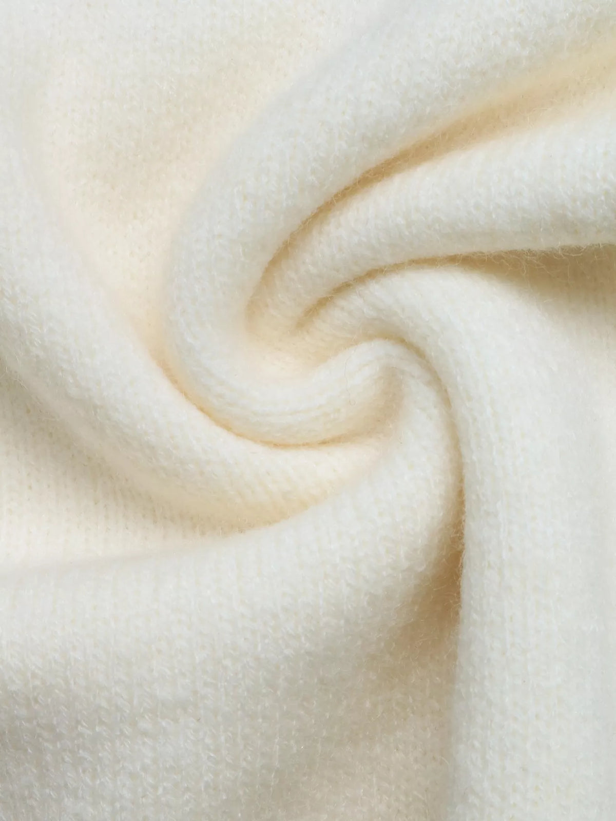 fair isle pattern round neck sweater – basic style | dropsona - neutral - close-up detail