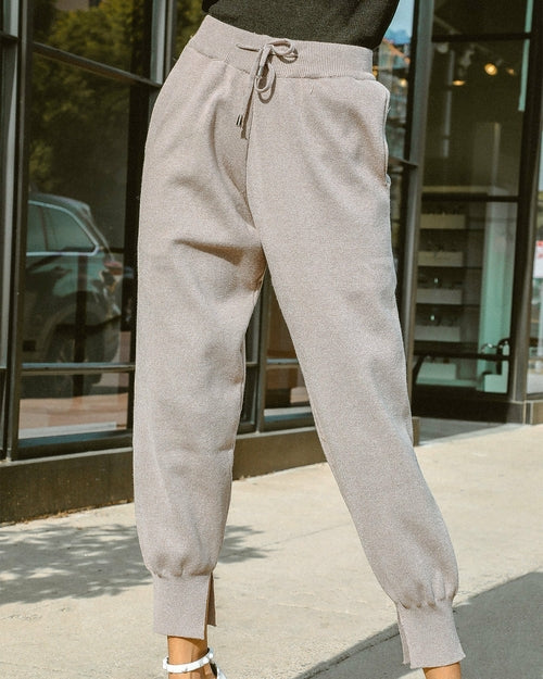 paloma tapered joggers – pulling off casual chic is ef | dropsona - neutral - close-up detail