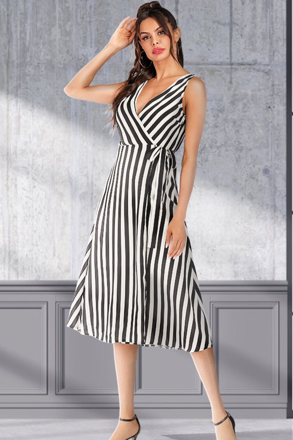 striped surplice tied sleeveless dress | dropsona - neutral - close-up detail