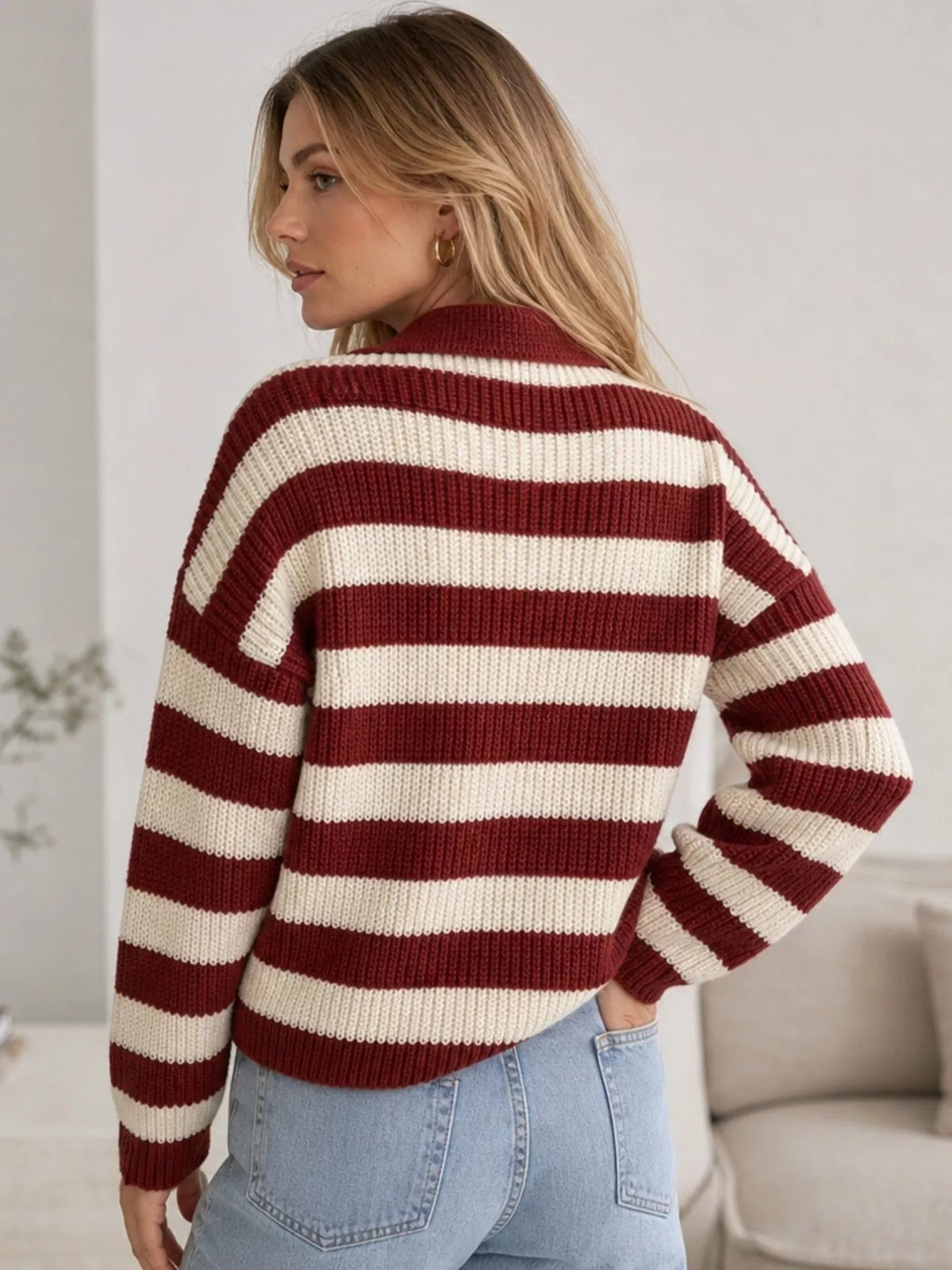striped dropped shoulder sweater – basic style | dropsona - neutral - close-up detail