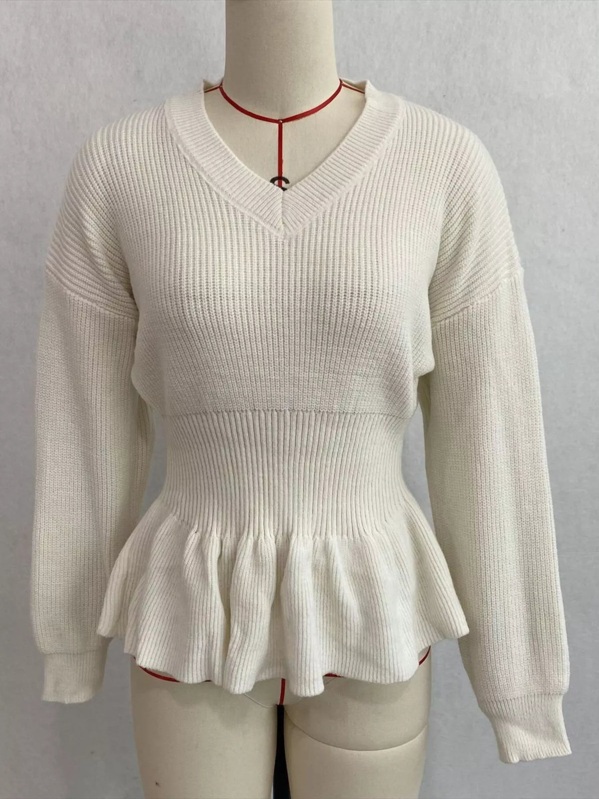 v-neck peplum hem ribbed knit top – | dropsona - neutral - usage example