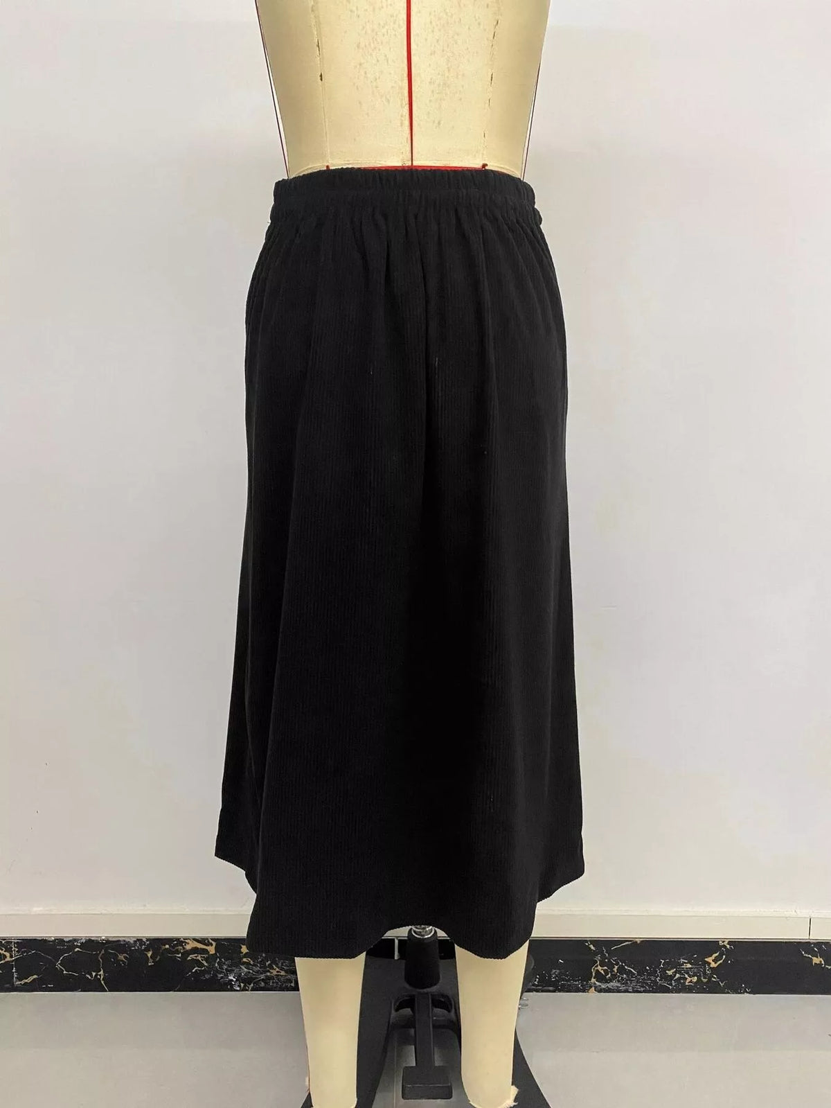 corduroy midi skirt – buttoned body: not lined | dropsona - neutral - front view