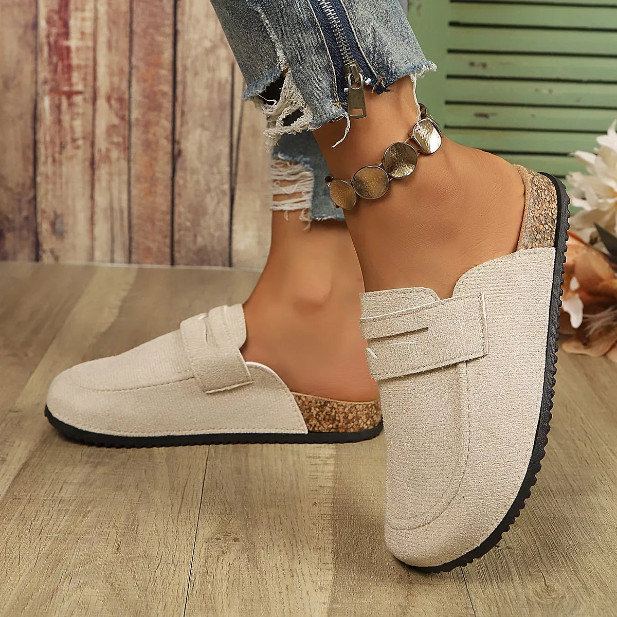 round toe slip-ons – dear monkey | dropsona suede,rubber - neutral - material texture