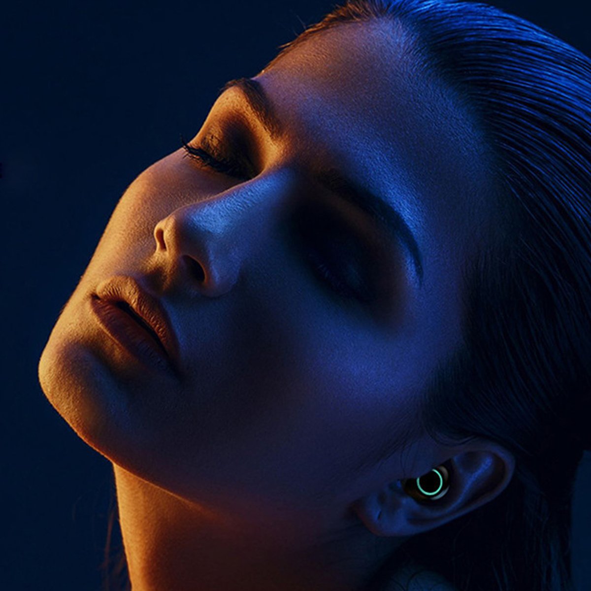 true twin 2 in 1 wireless headphones with phone charge | dropsona - neutral - front view