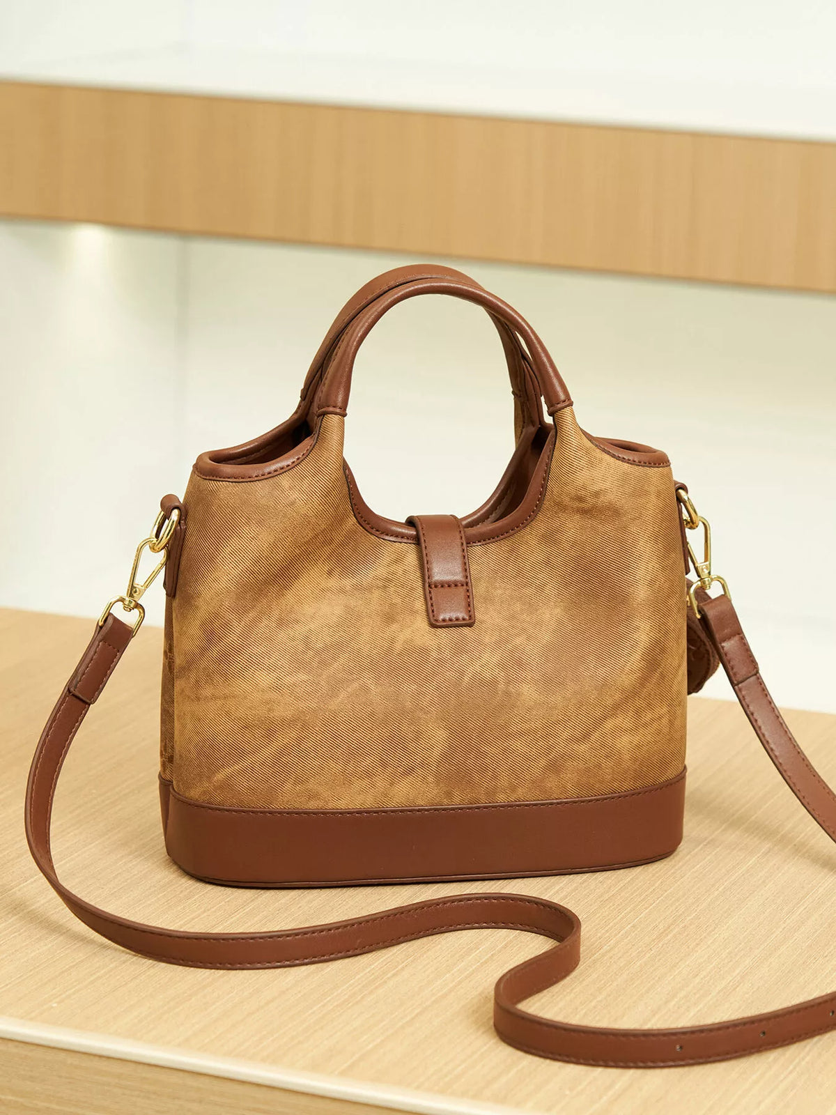 embossed crossbody bag with detachable coin pouch | dropsona - neutral - size reference