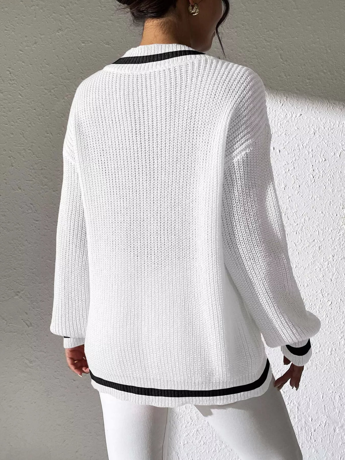 v-neck contrast trim sweater with pearl decor | dropsona - neutral - usage example