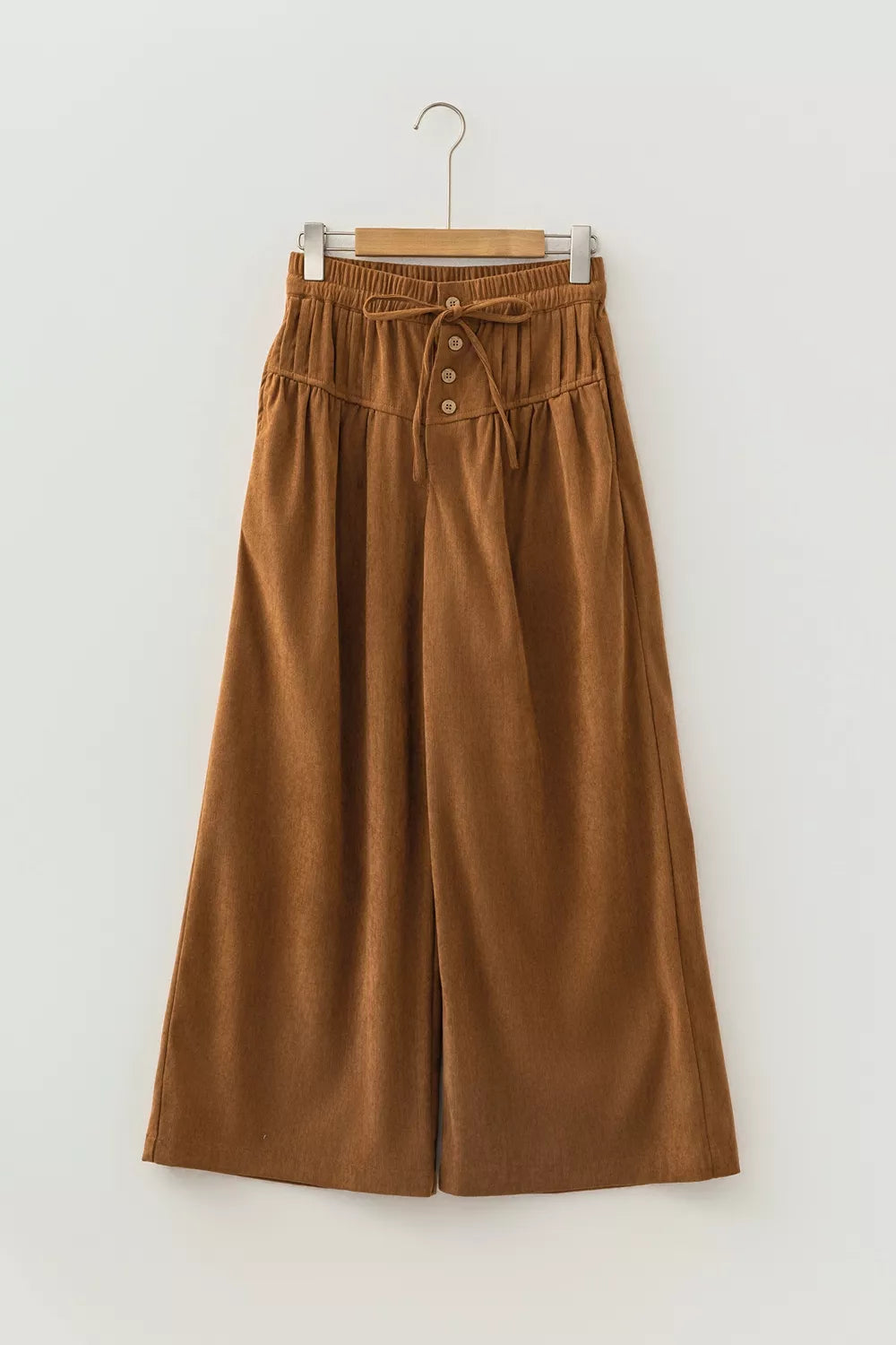 elastic waist wooden button placket ankle length wide | dropsona - neutral - material texture