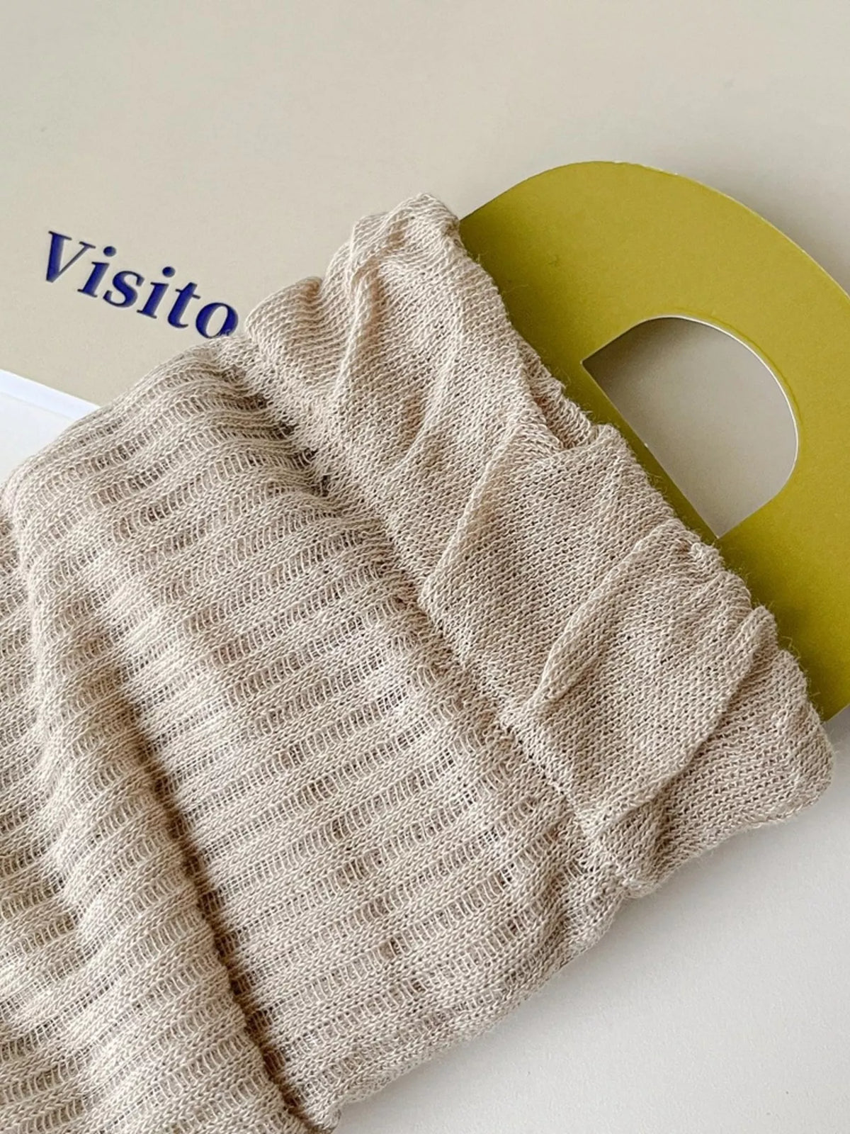 stirrup leg warmers – candy | dropsona cotton - neutral - usage example