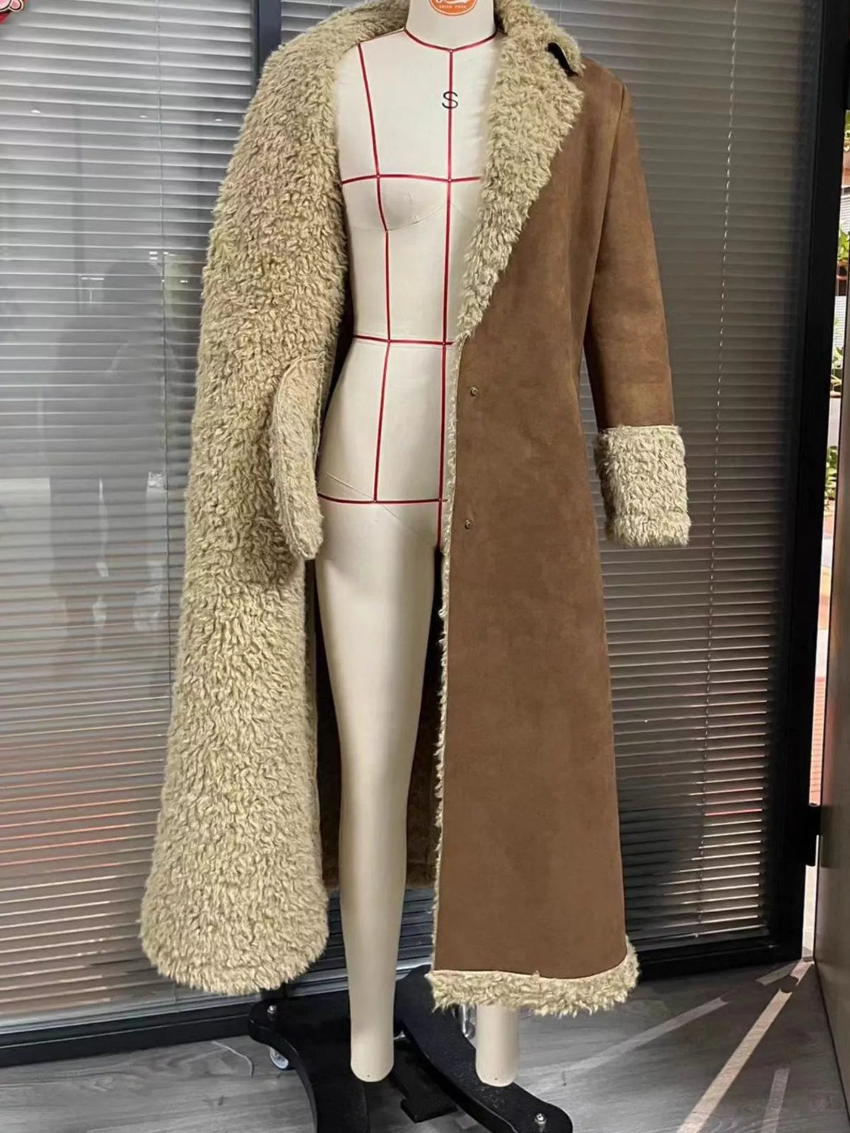 full size vintage-inspired faux suede shearling long | dropsona - neutral - close-up detail