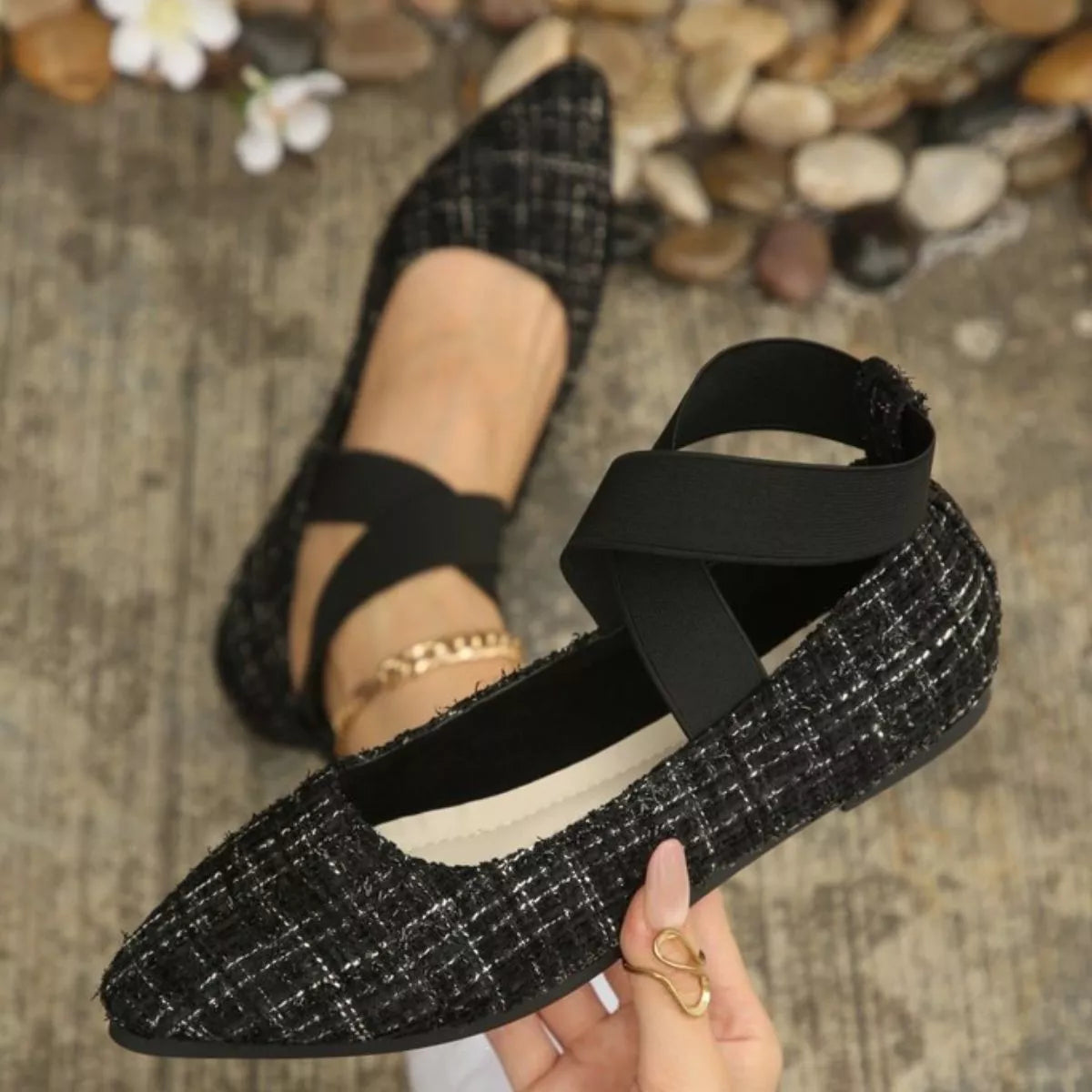point toe slip-ons – classy ballet flats | dropsona - neutral - material texture