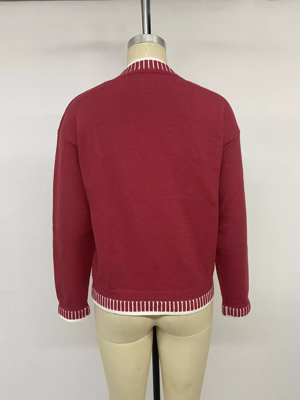 merry letter crew neck sweater – basic style | dropsona - neutral - packaging