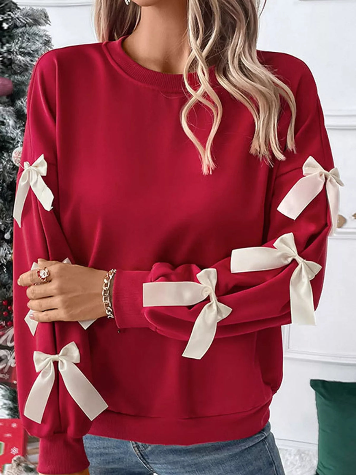 crew neck sweatshirt with decorative bow | dropsona - neutral - front view