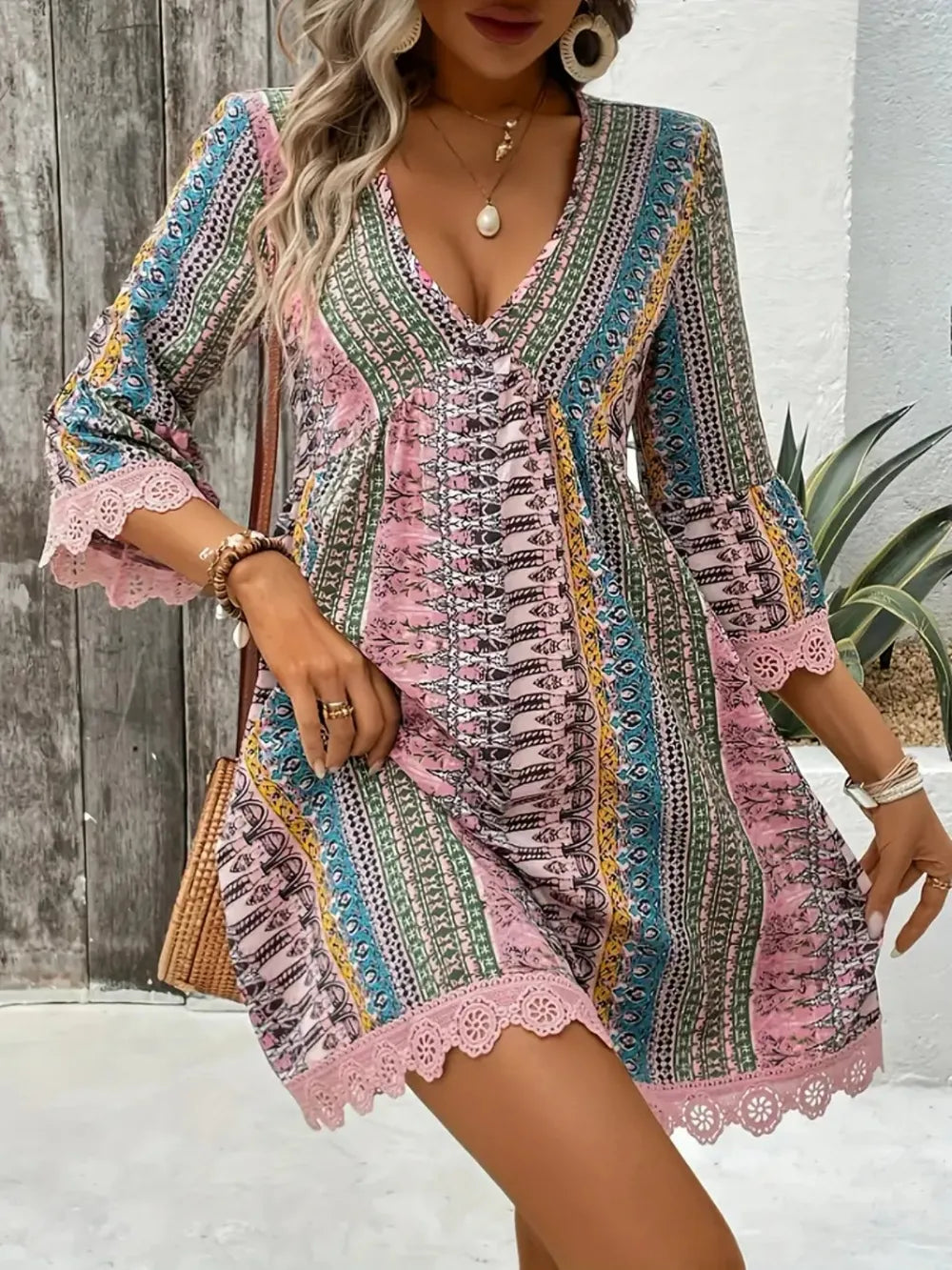 lace trim printed v-neck 3/4 sleeve dress - close-up detail