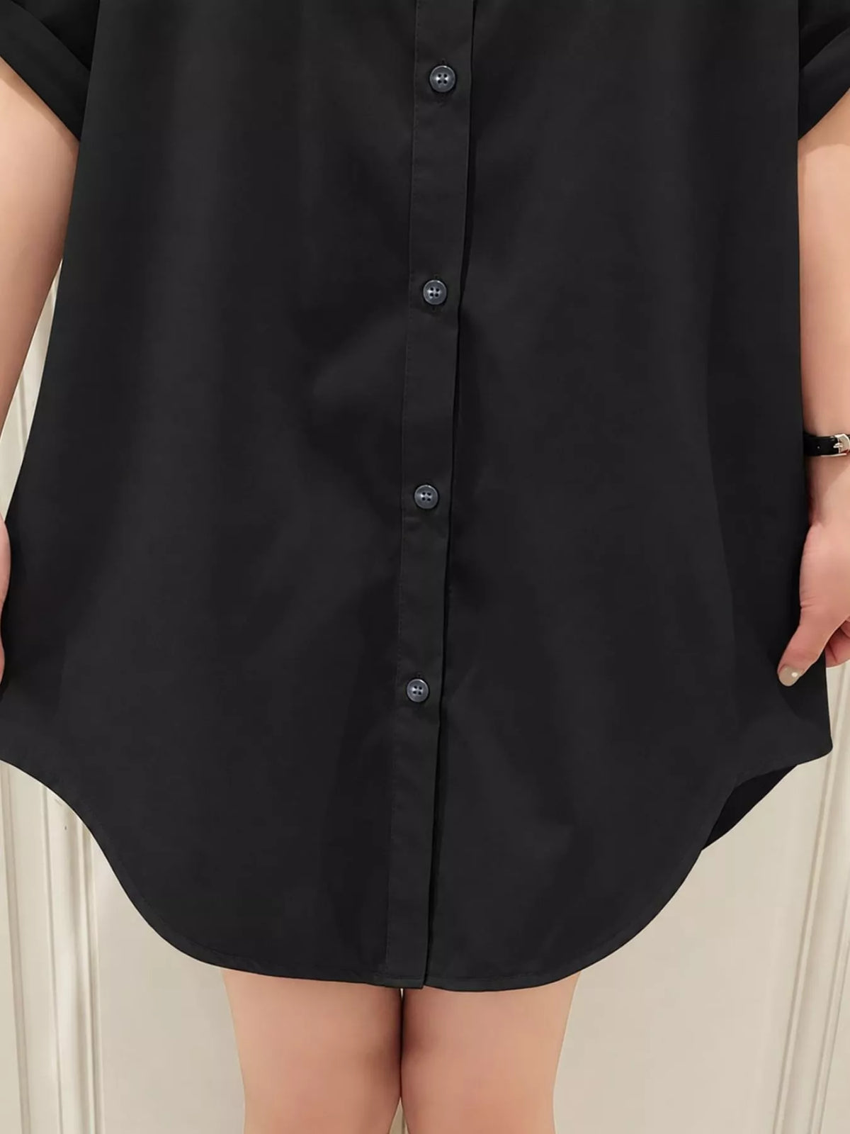 full size button-down shirt with roll-up sleeves plus | dropsona - neutral - usage example