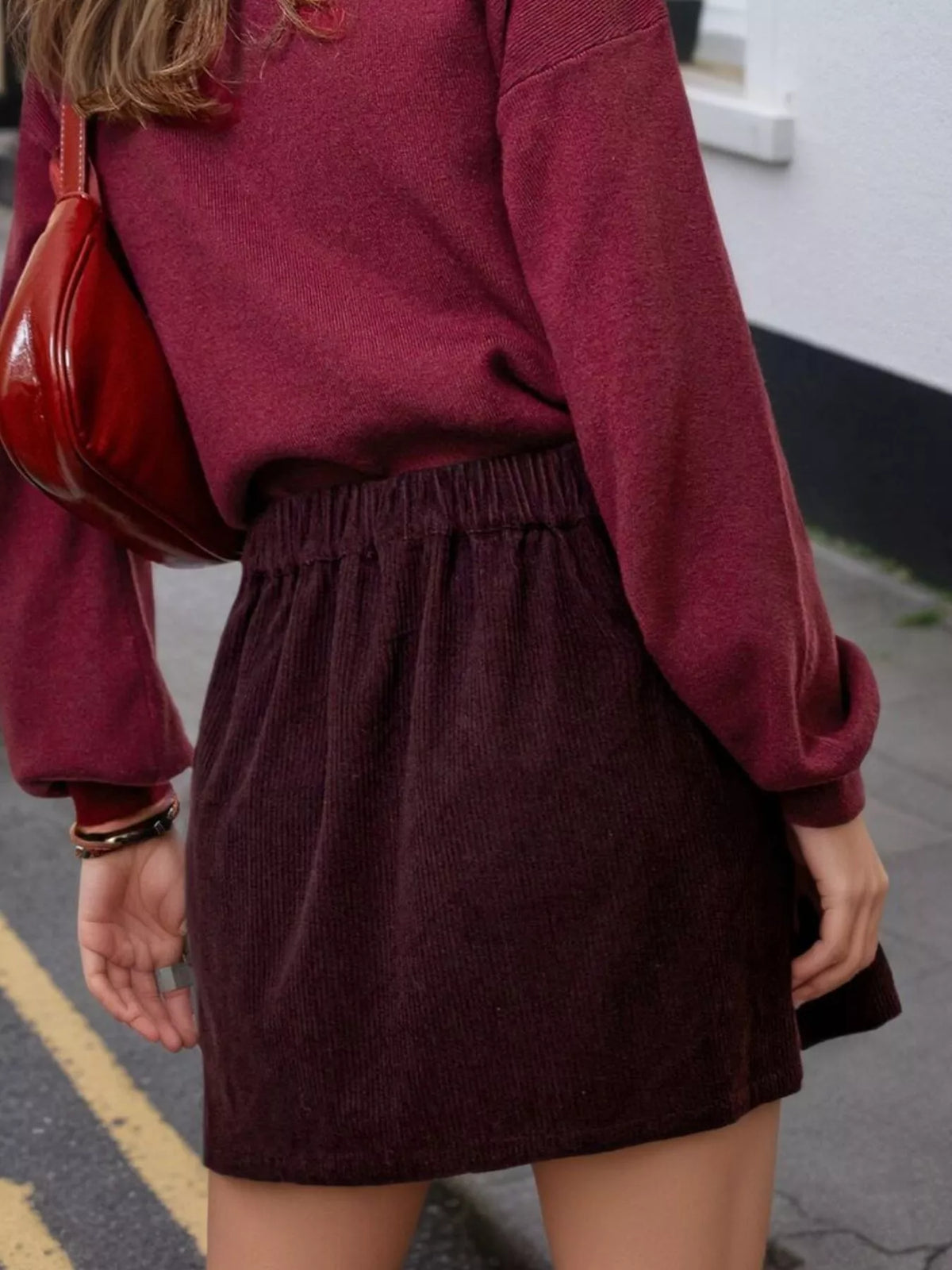 christmas outfit high-waisted corduroy mini skirt | dropsona - neutral - material texture