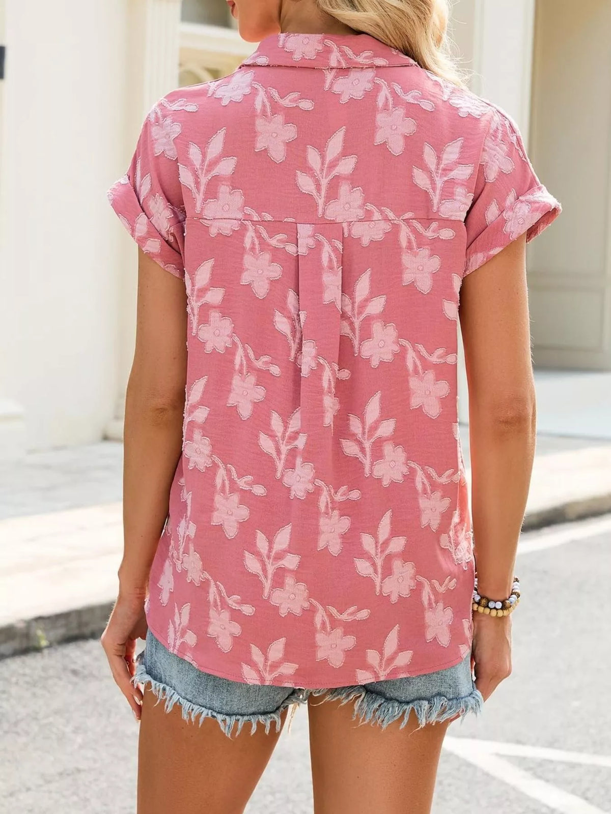 short sleeve button-down shirt – buttoned | dropsona - neutral - material texture