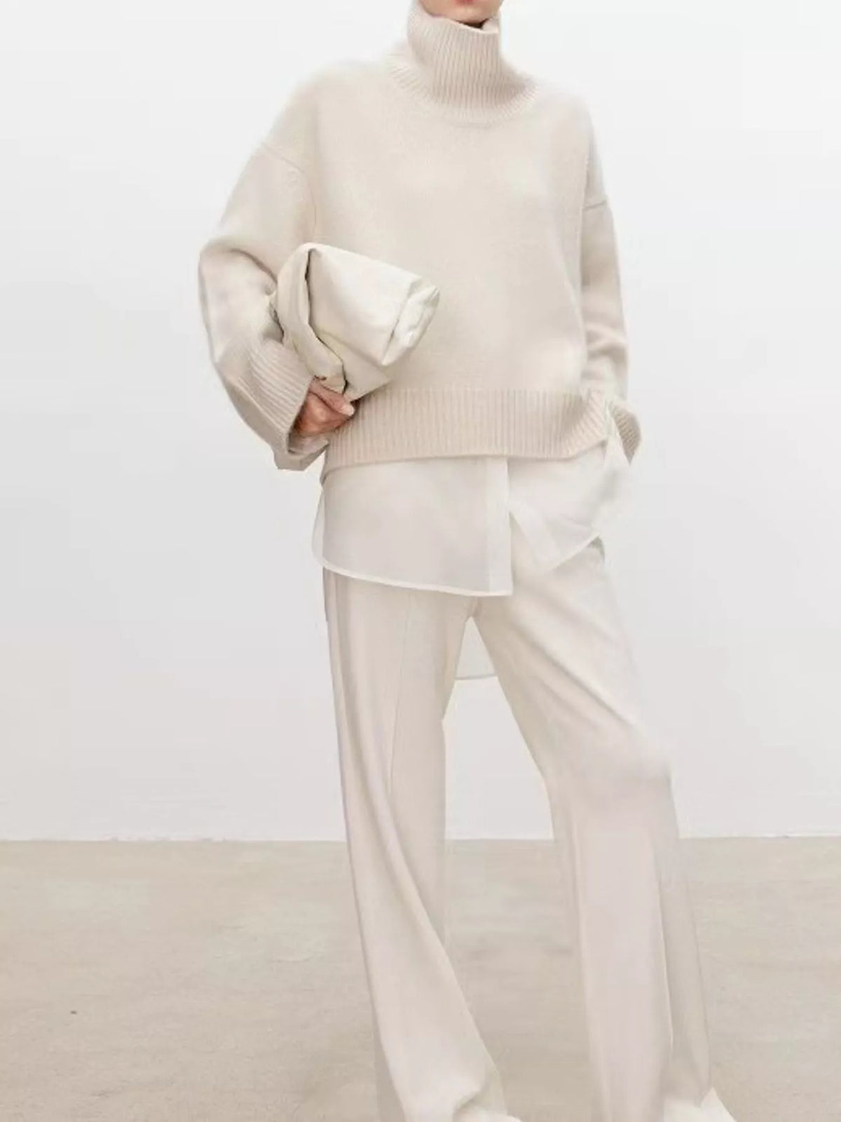 oversized turtleneck wool sweater | dropsona - neutral - material texture
