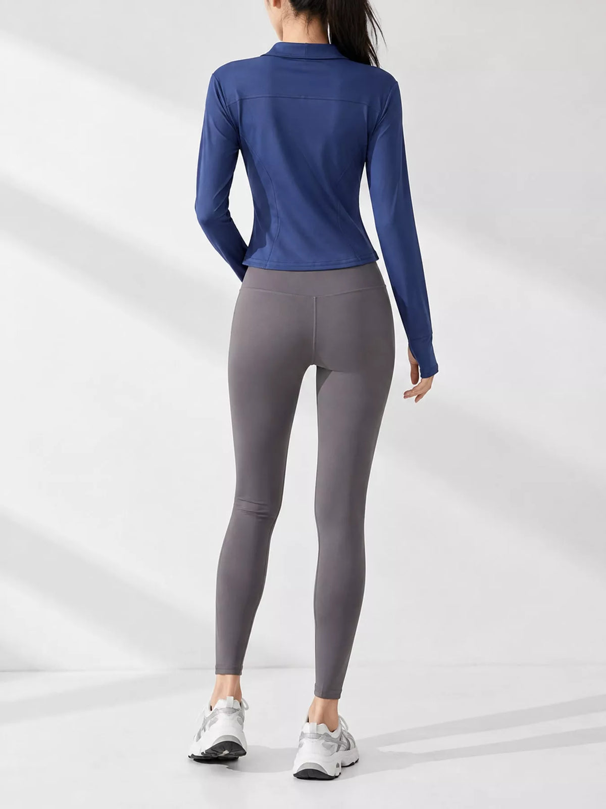 slim-fit quick-dry active outerwear | dropsona - neutral - size reference