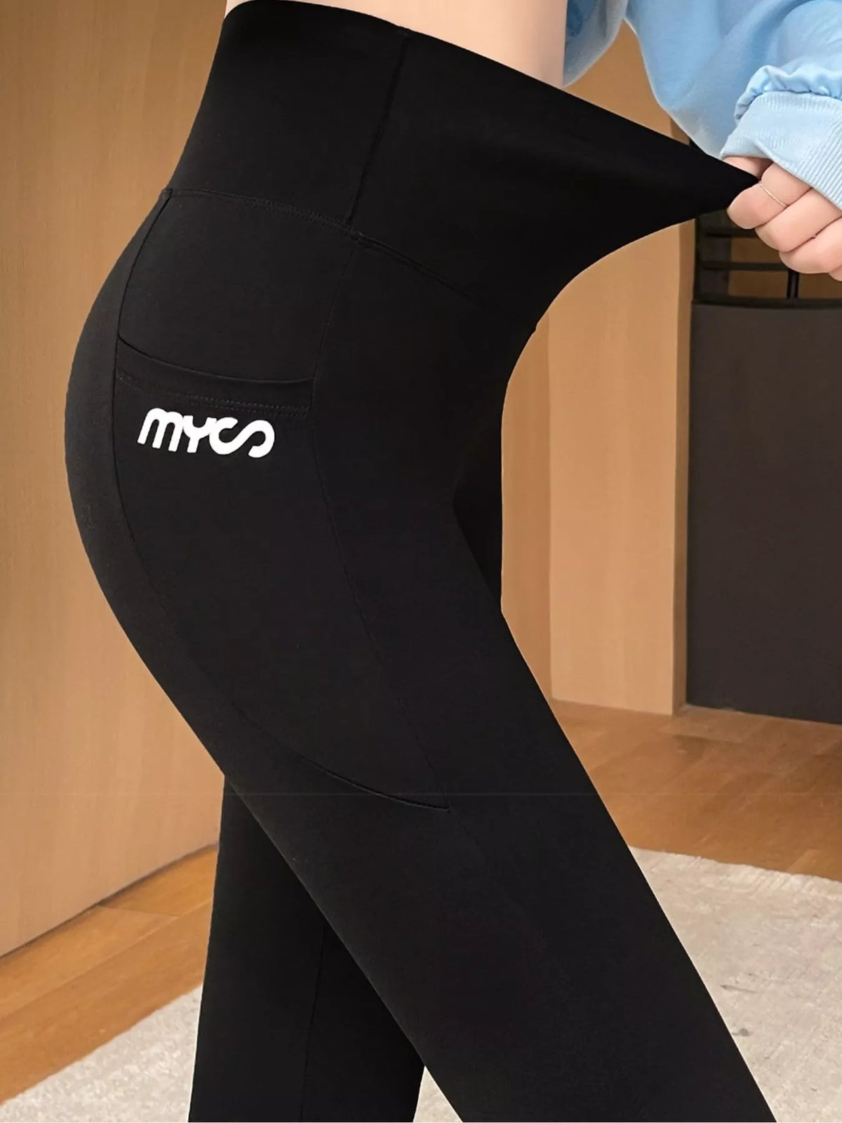 high-waisted tummy control active leggings with side | dropsona - neutral - material texture