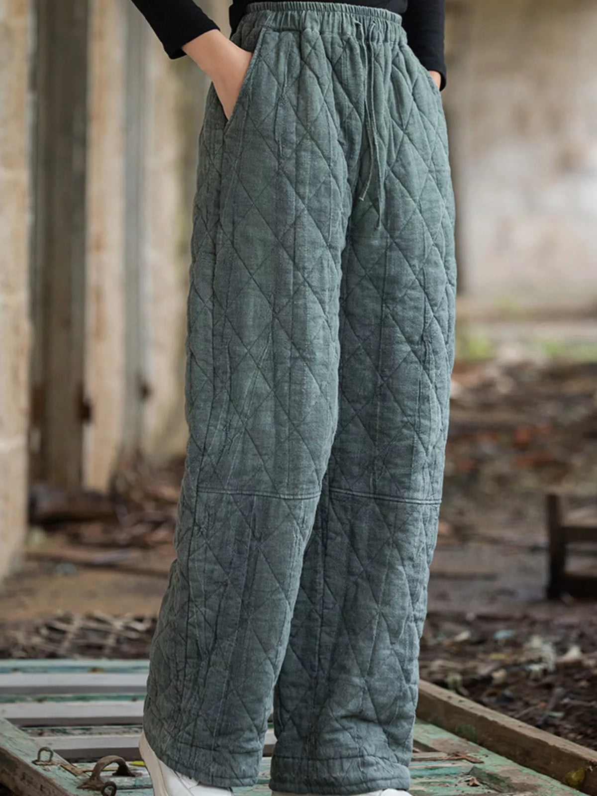 quilted high-waisted wide-leg casual pants | dropsona - neutral - packaging