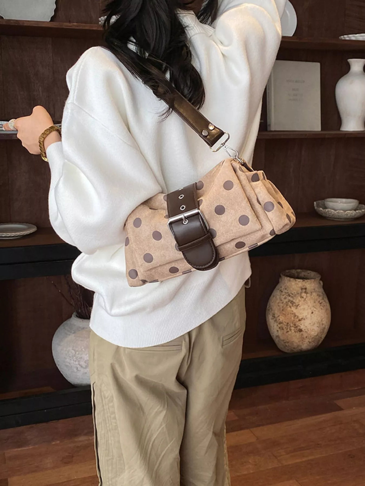 vintage polka dot shoulder bag – stylish sling | dropsona - neutral - close-up detail