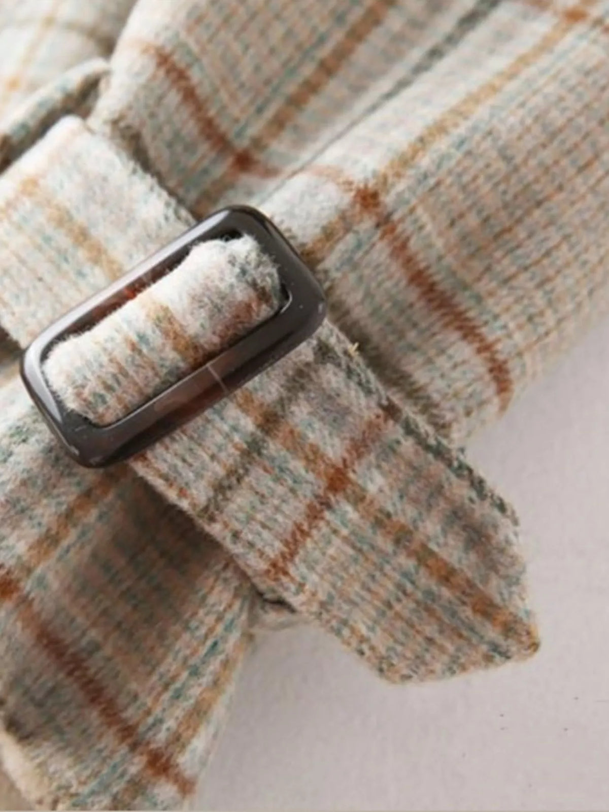 full size vintage plaid button up outerwear plus | dropsona - neutral - usage example