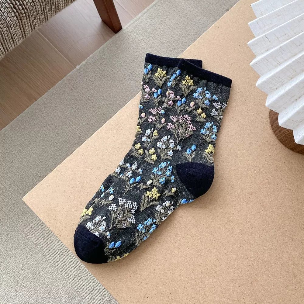 5 pair vintage floral embroidered crew socks – candy | dropsona - neutral - usage example