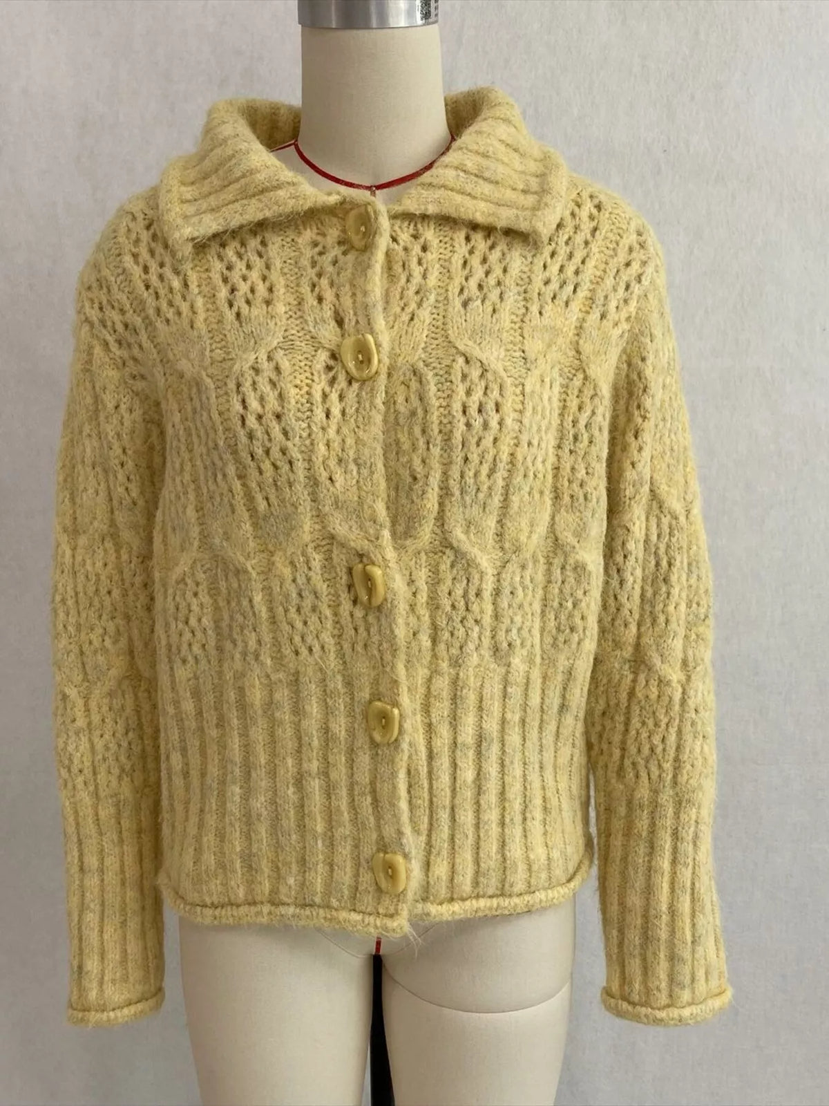 cable-knit button up cardigan – cable-knit,buttoned | dropsona - neutral - usage example