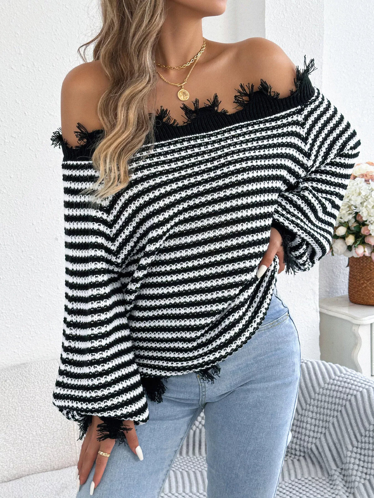 off-shoulder frayed hem striped sweater – raw | dropsona - neutral - material texture
