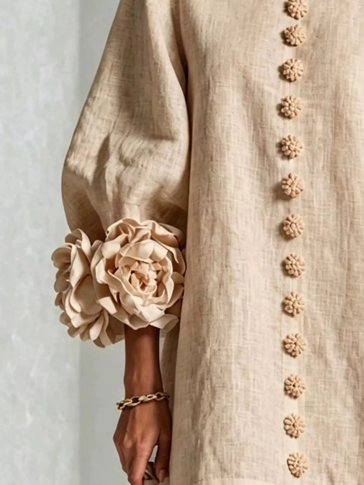 full size 3d floral sleeve round neck dress plus | dropsona - neutral - size reference