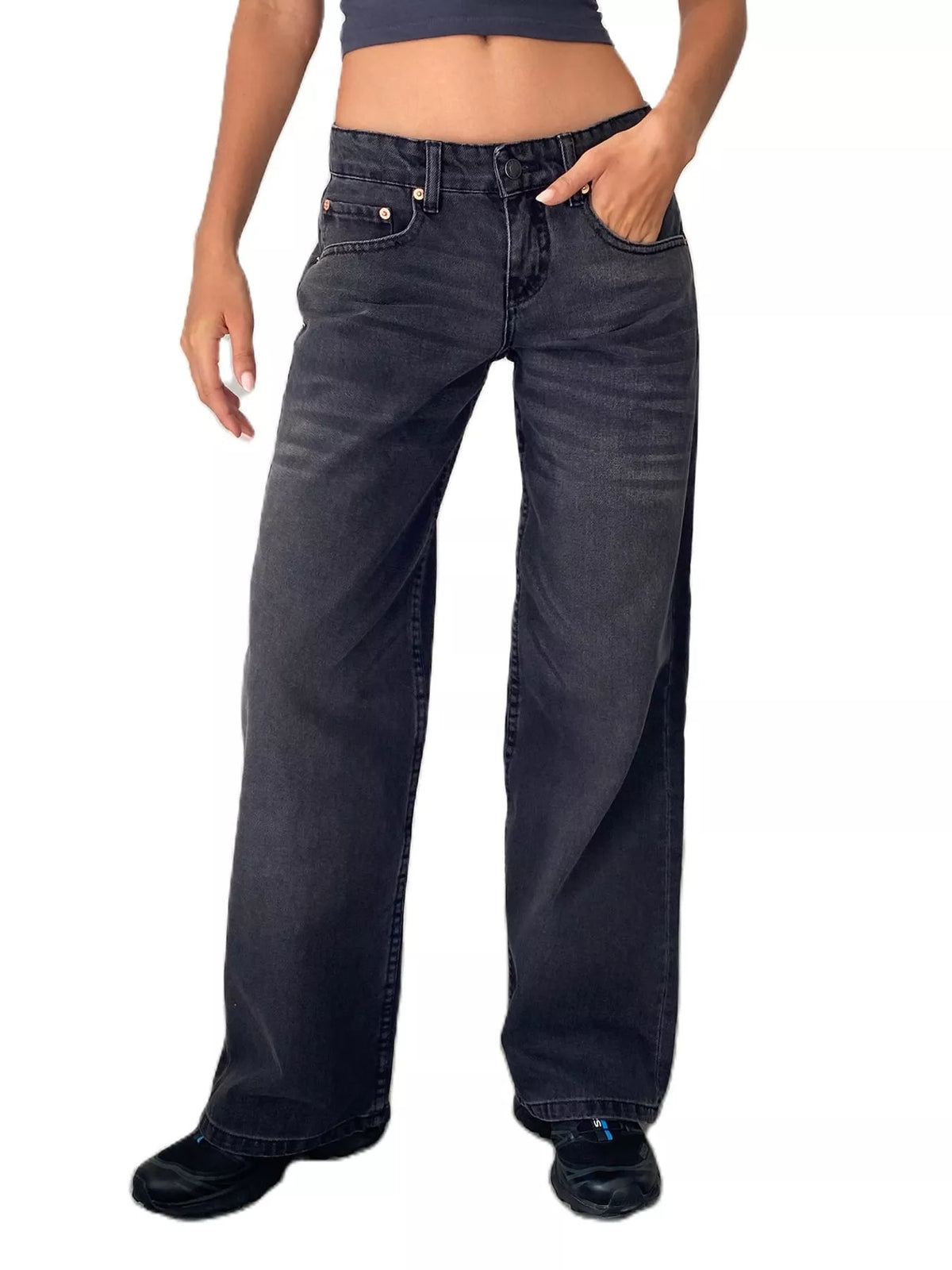 vintage wash low-rise wide-leg jeans | dropsona - neutral - usage example